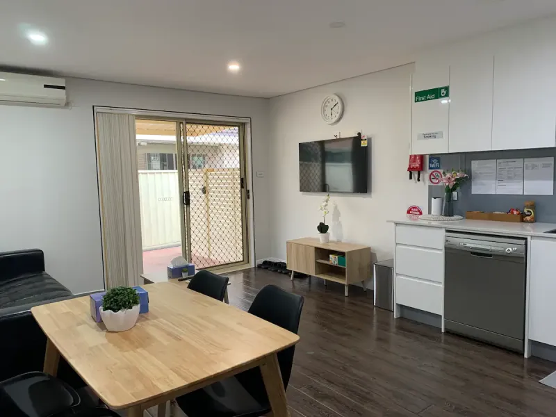 A granny flat-2 beds,quite place,no extra visitor