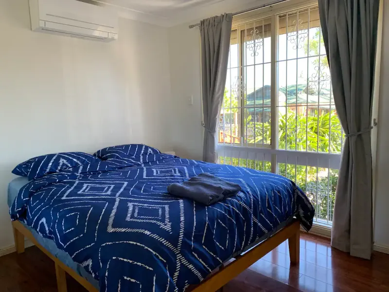 All in 3 Bedrooms,Fairfield West, free dryer